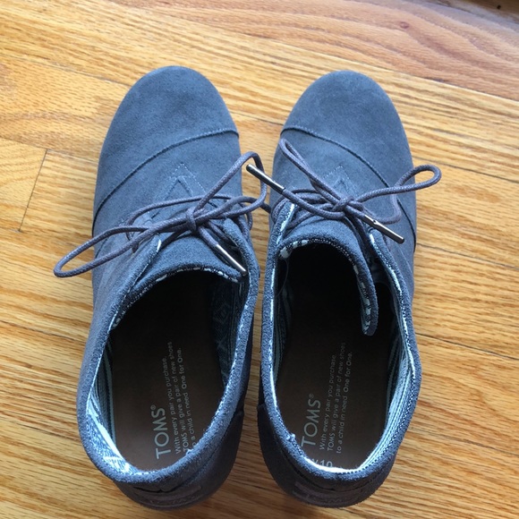 Booties - Picture 4 of 5